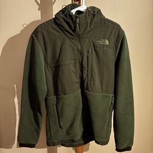 The North Face Men’s Retro Denali Hoodie